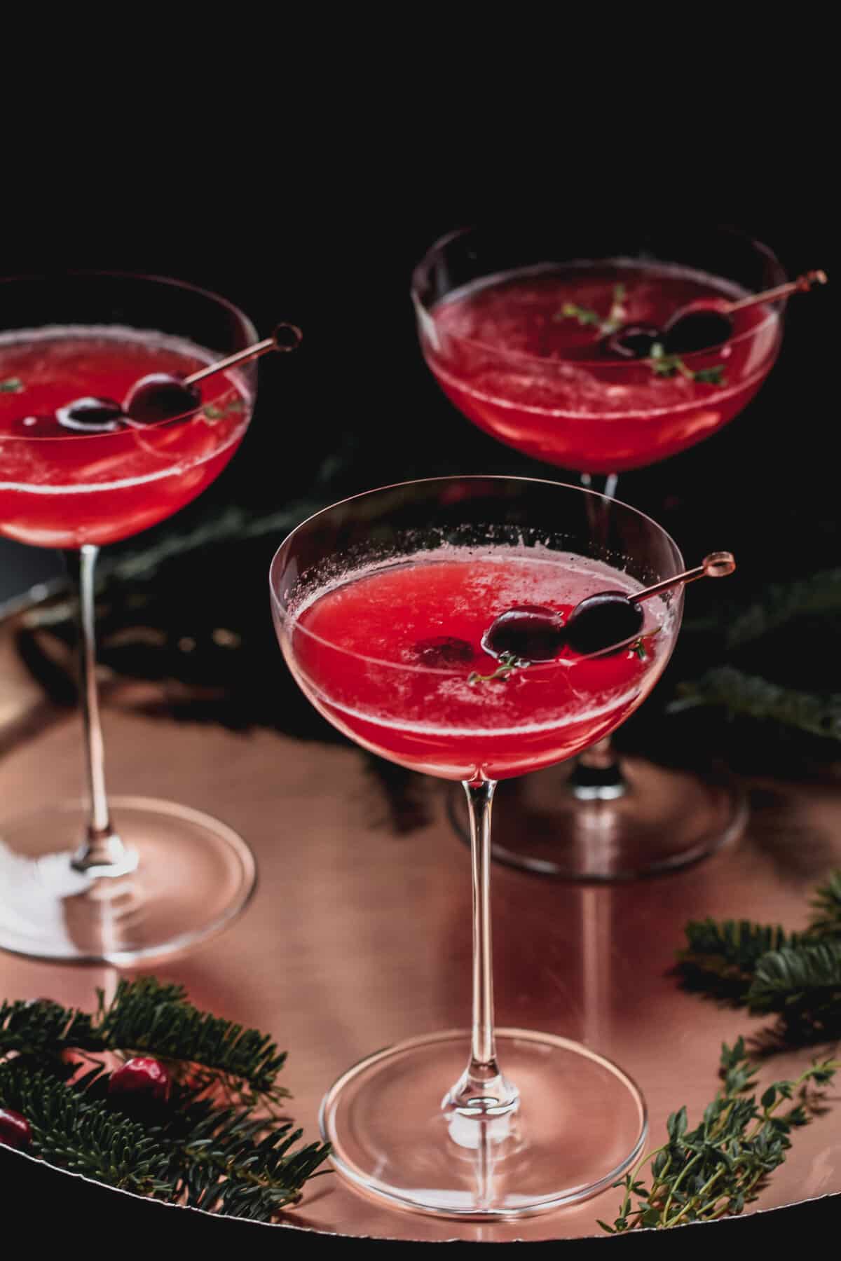 Cranberry and Thyme Keto Spritz