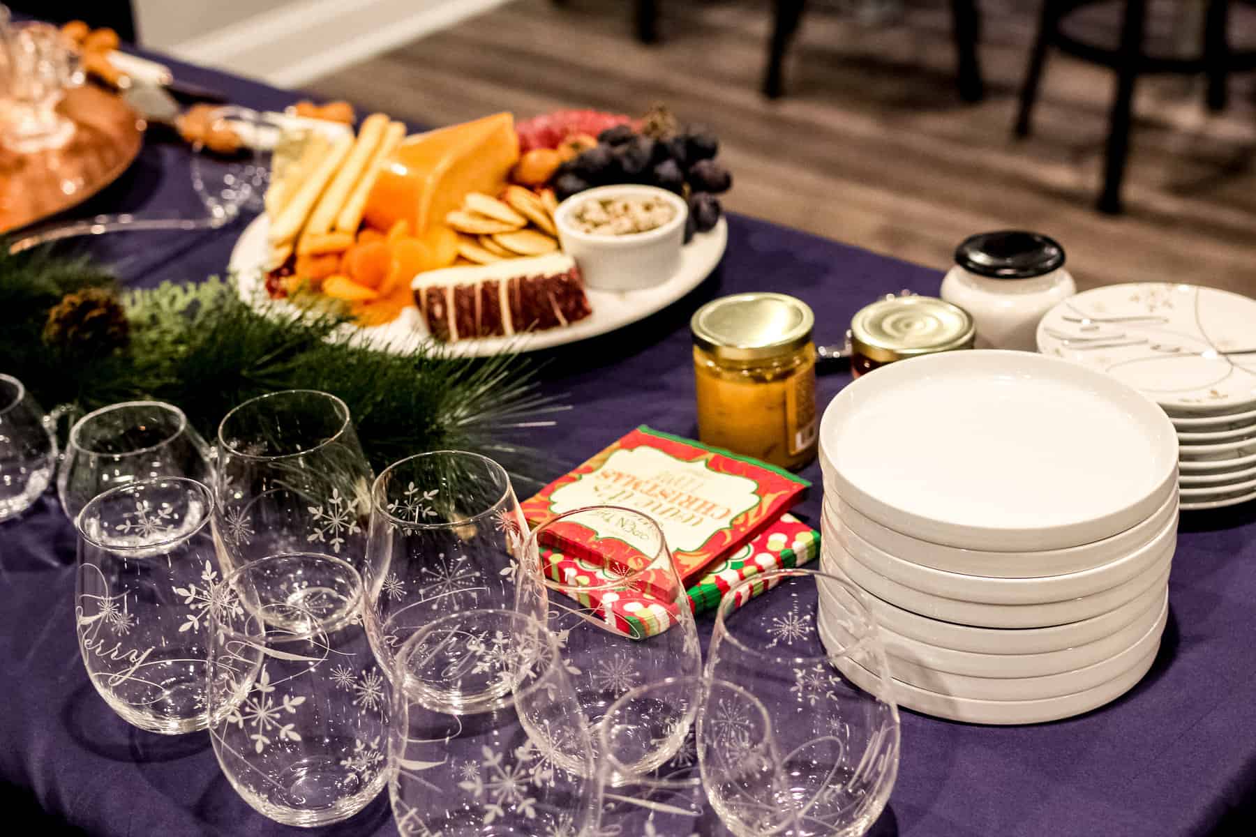 Keto Christmas Cheese table