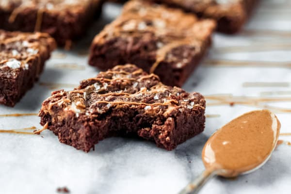 Fudgy and Chewy Keto Brownies 