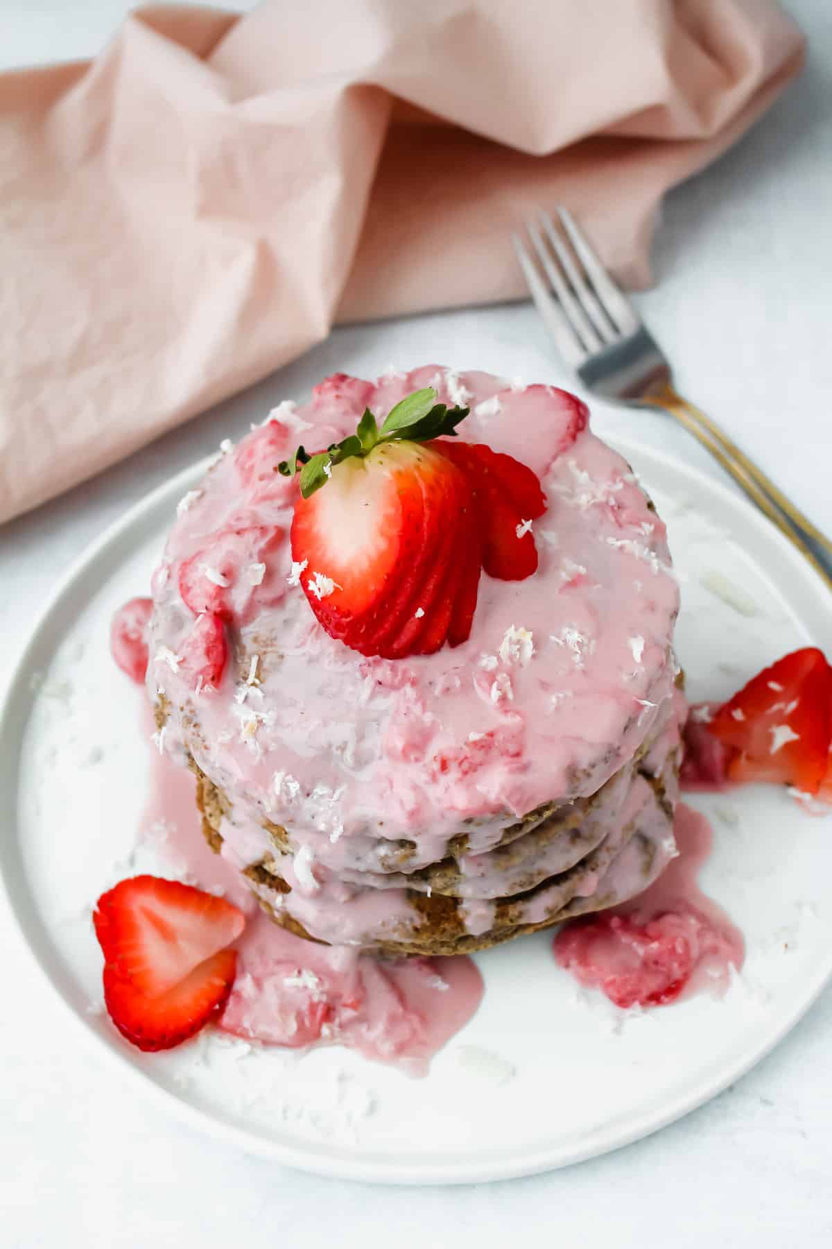 Flaxseed Pancakes with Strawberries and Cream