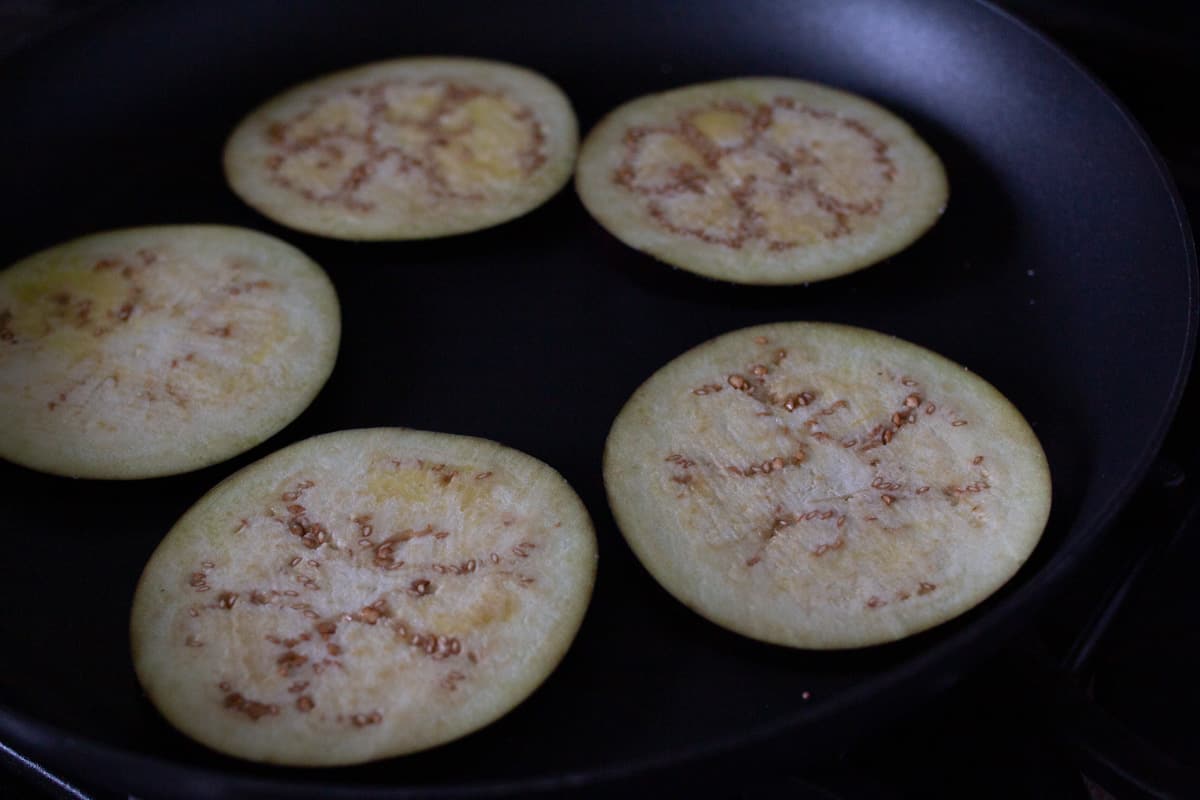 sliced eggplant