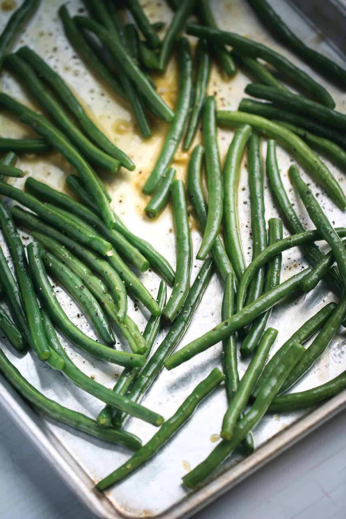 green beans on pan