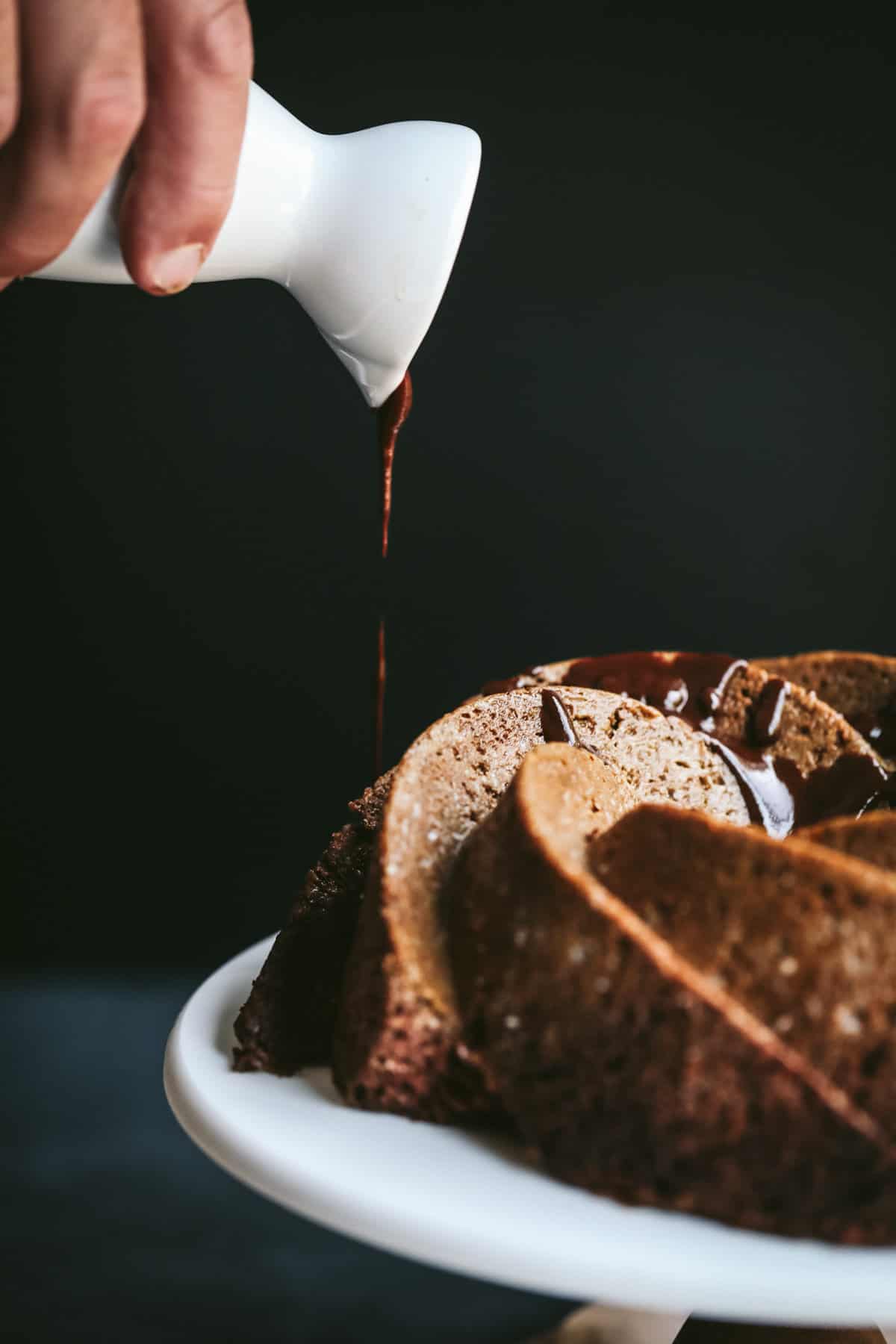 keto chocolate cake with chocolate glaze